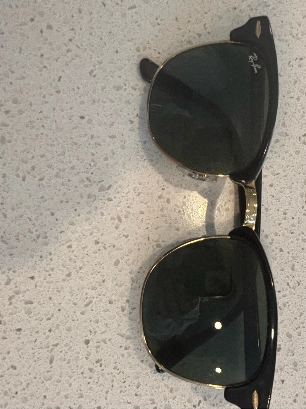 Ray-Ban Men’s Sunglasses with Brown Leather Case - Black/Green